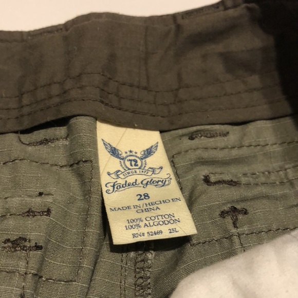 green cargo shorts unisex - Picture 2 of 4